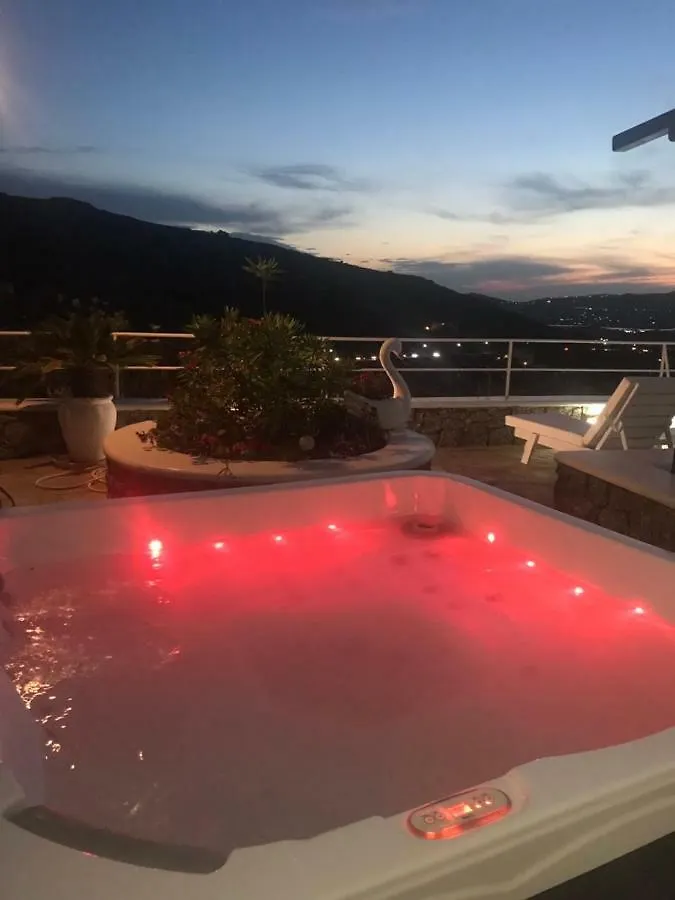 Mykonos Pro-Care Suites Ano Mera